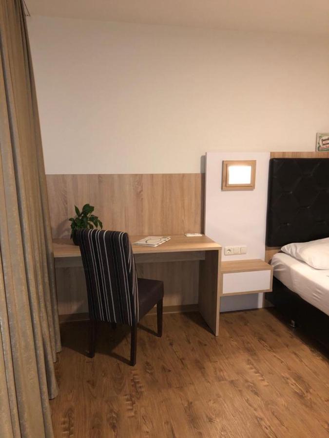 Gastehaus Penny Rooms N Hallein Εξωτερικό φωτογραφία