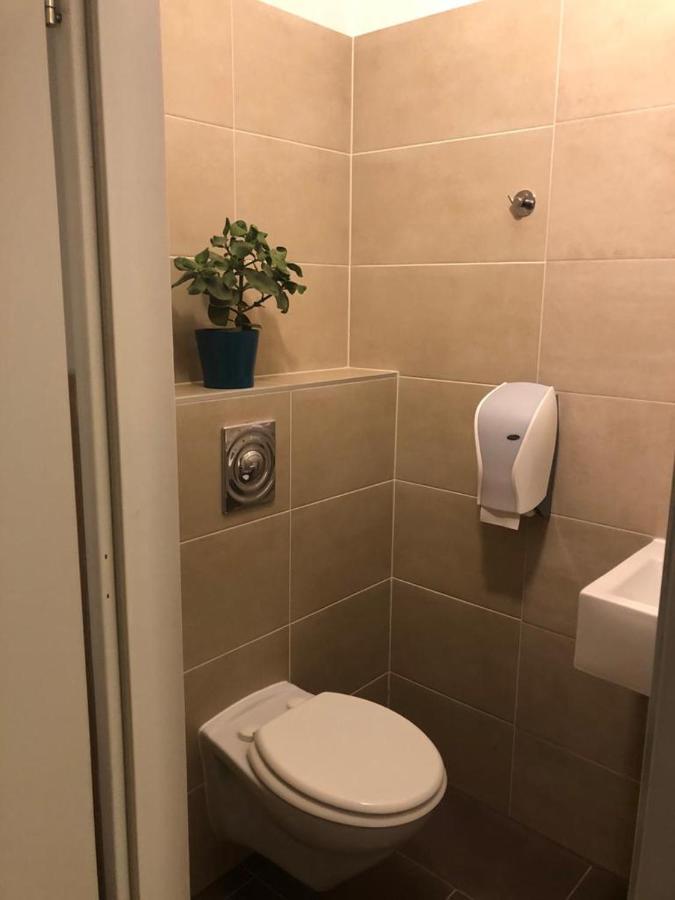Gastehaus Penny Rooms N Hallein Εξωτερικό φωτογραφία