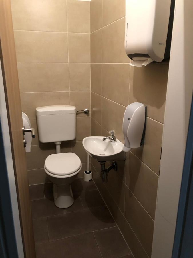 Gastehaus Penny Rooms N Hallein Εξωτερικό φωτογραφία